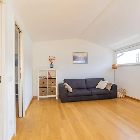 Casa Madlen - Bright Attic With Marvelous View Apartment